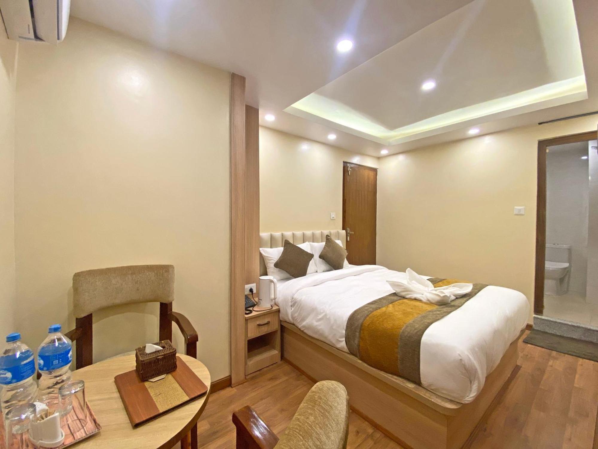 Airport Gurkha Hotel