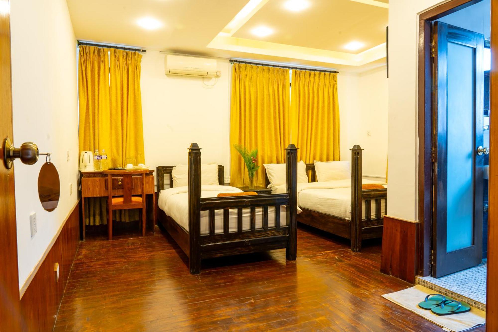 Ganesh Himal 3*