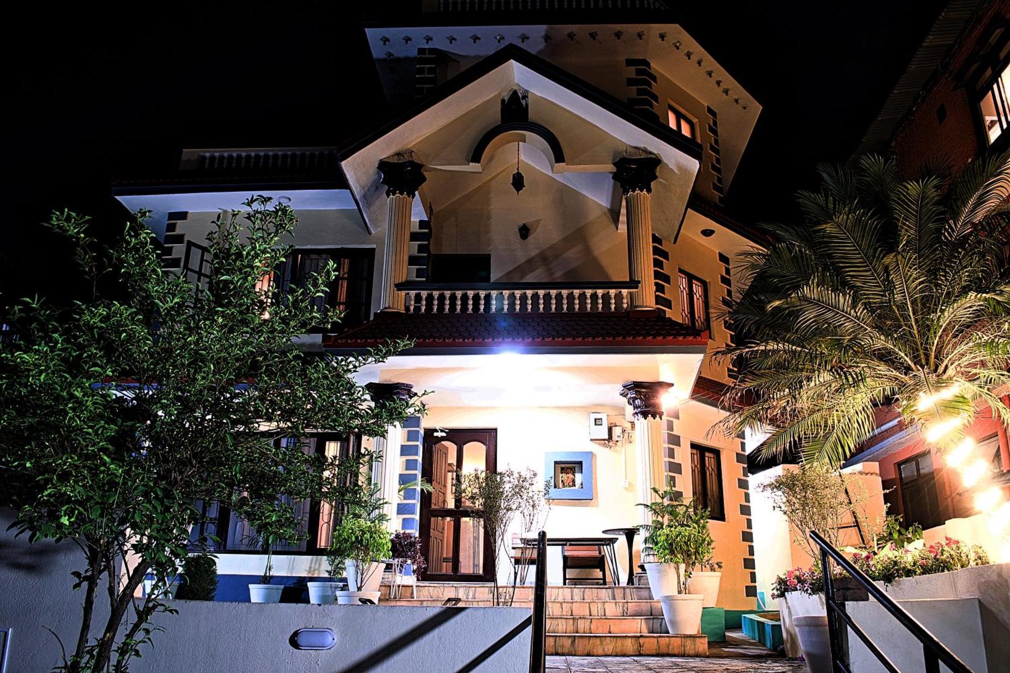 Wanderer's Double Bedrooms With Living And Kitchen - A Away From * Kathmandu