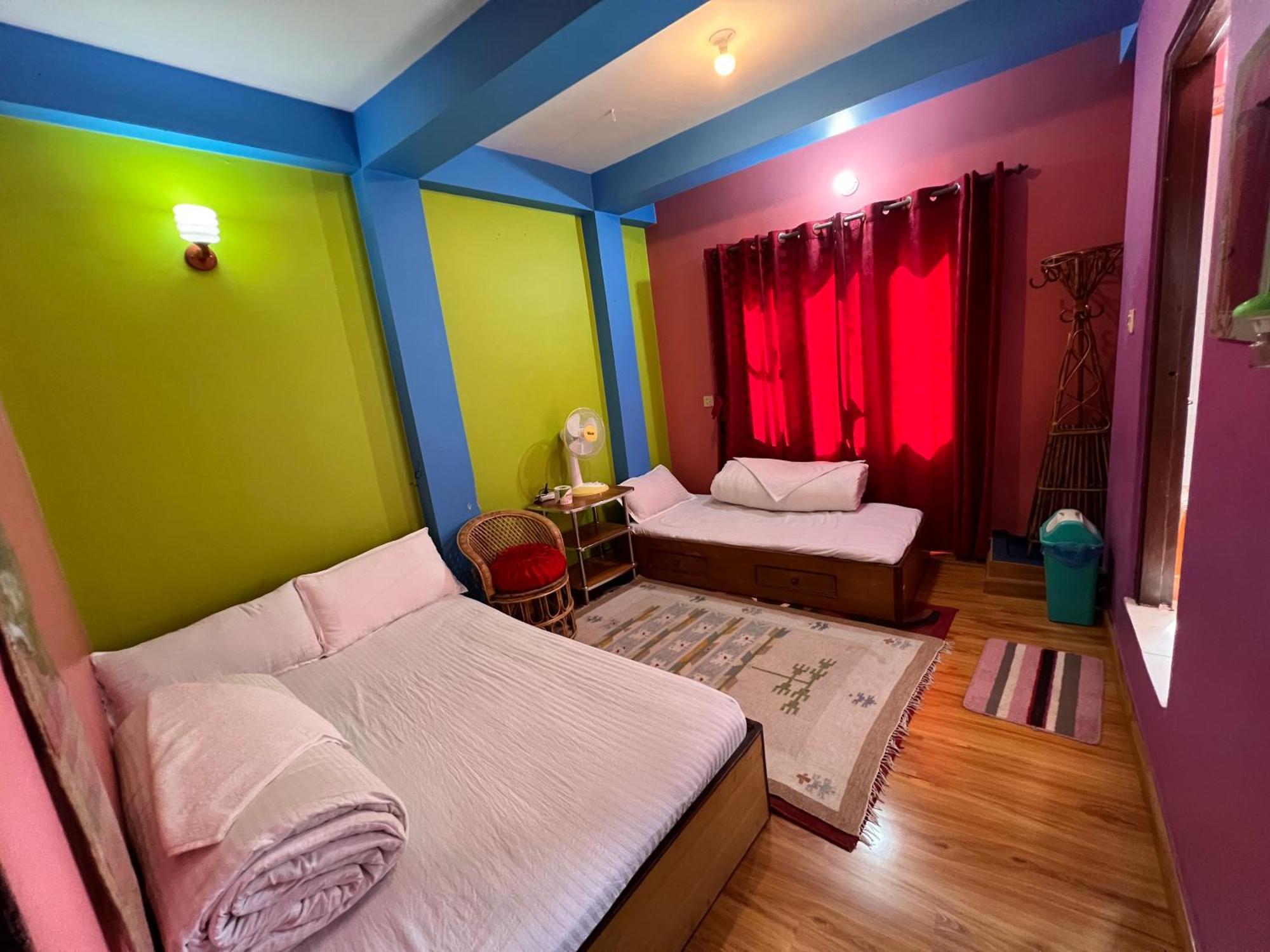 Valley View Homestay *