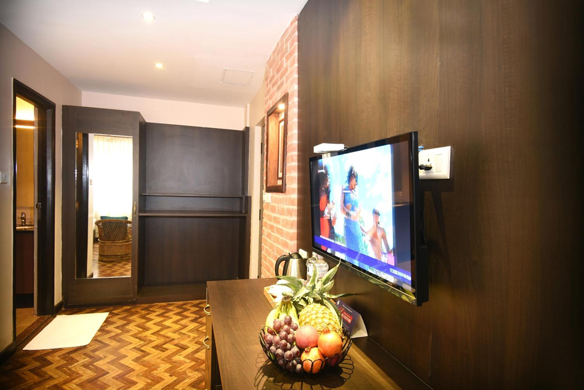 Skye Hotel 4*