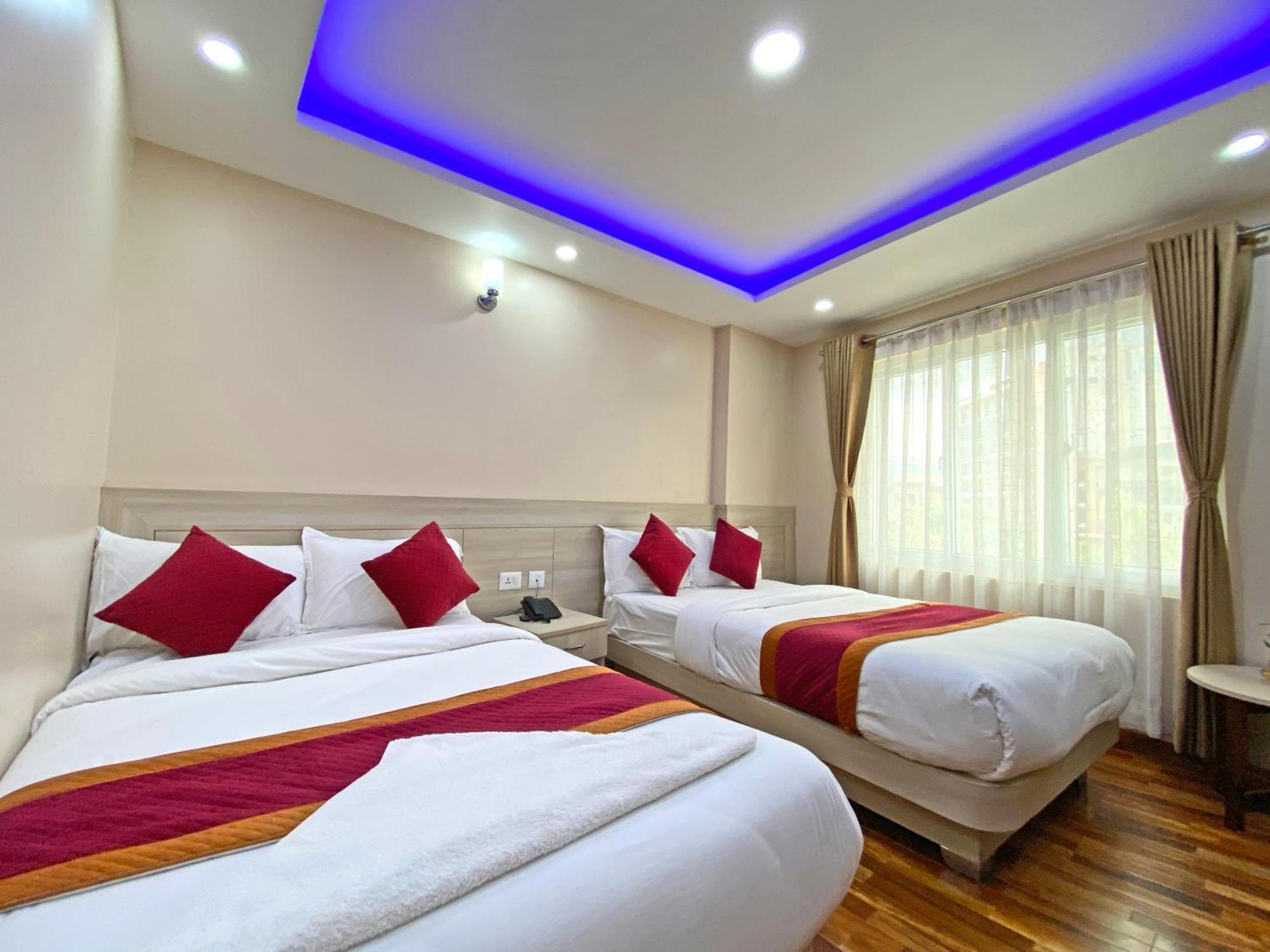 Hotel Aaradhya 2*