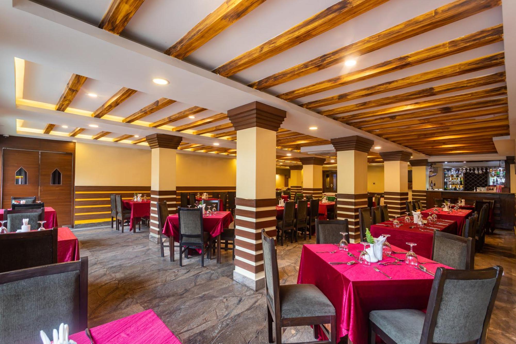 Yellow Pagoda Hotel