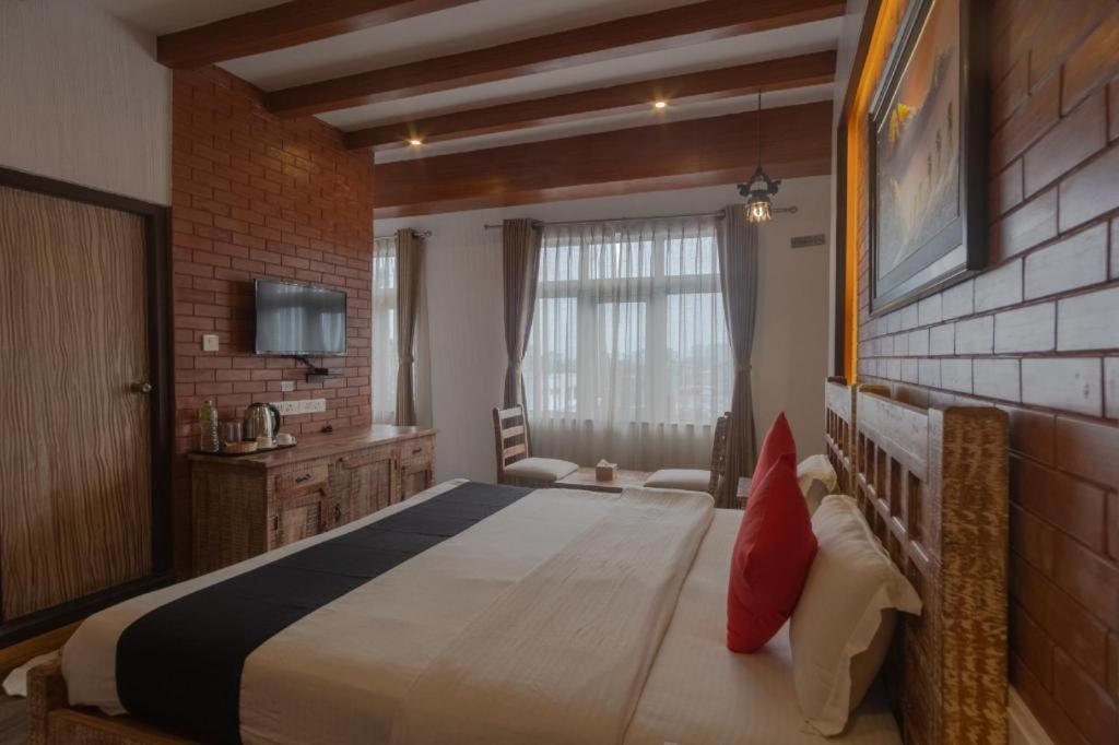 Capital O 697 Swornim Boutique Kathmandu