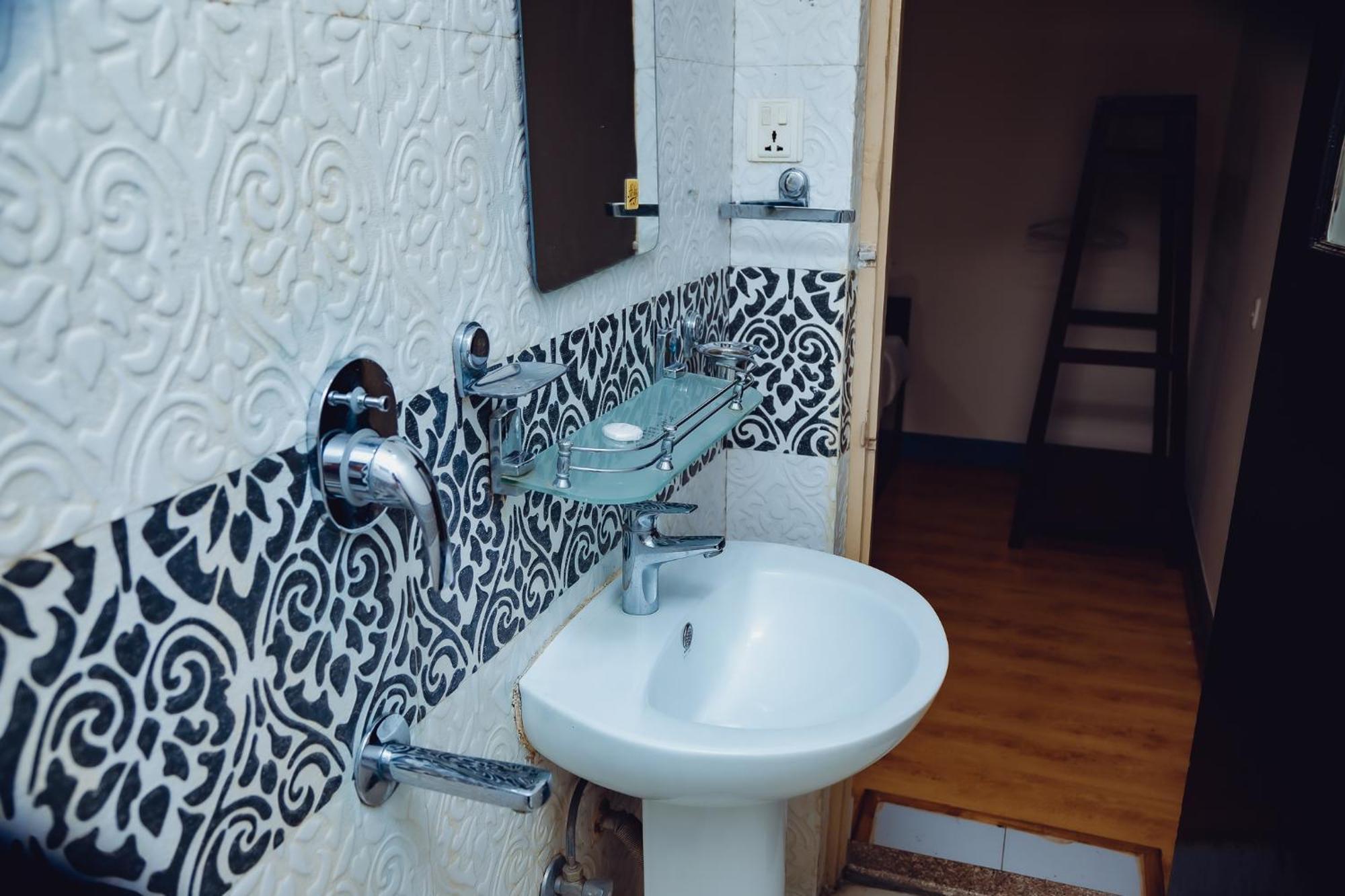 Sabari Hotel