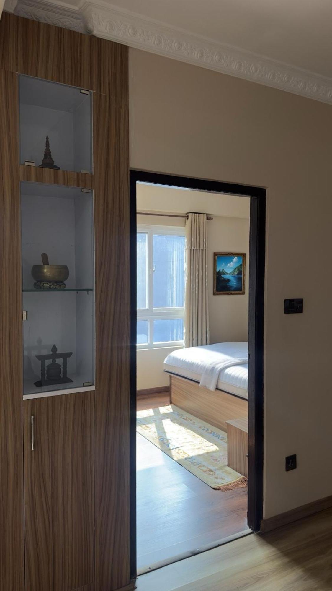 Apartment House Of Forrest, Service Kathmandu