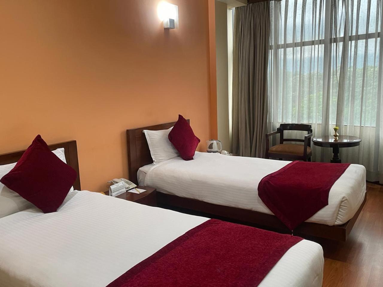 Hotel Airport 4*
