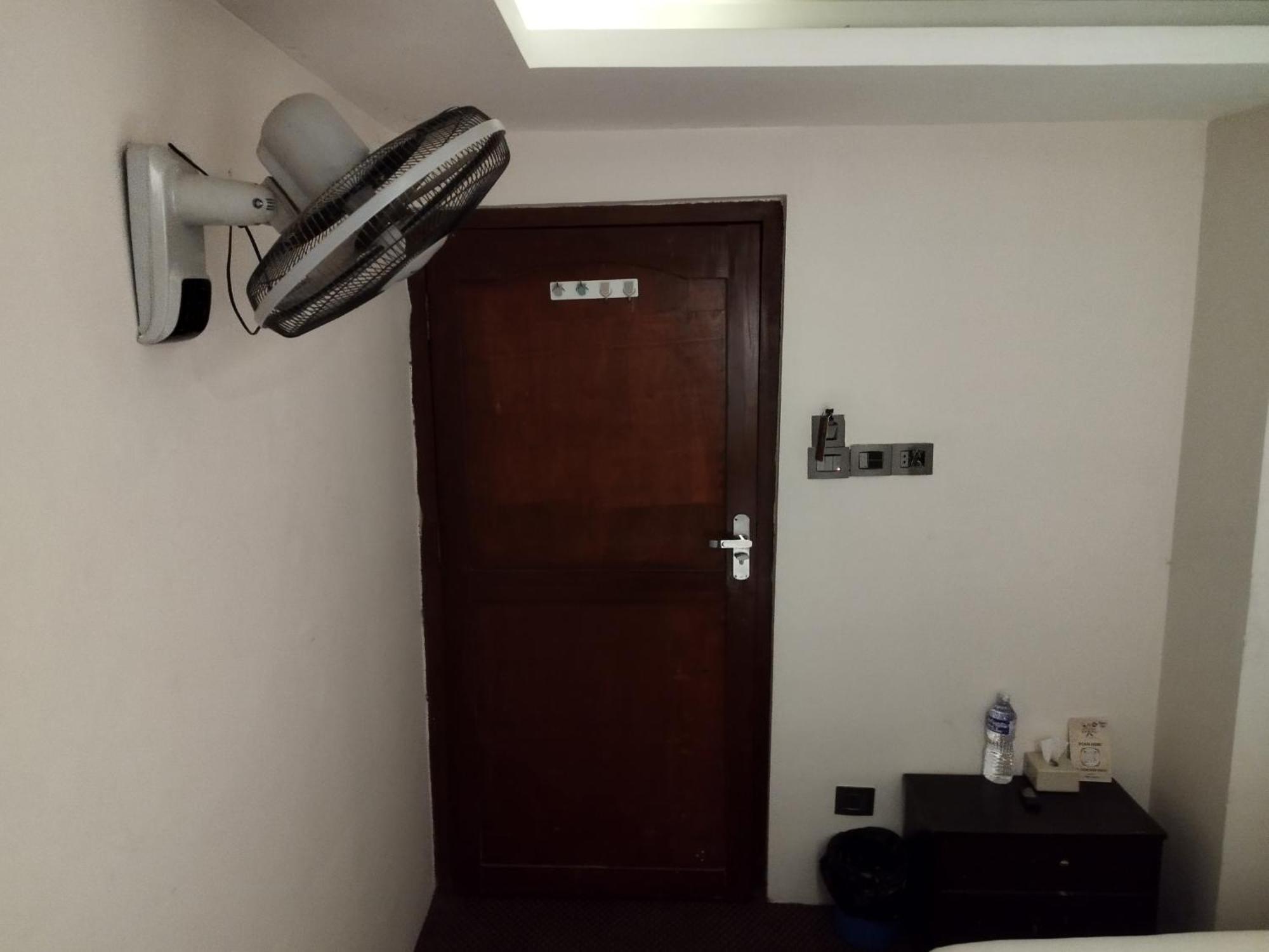 De Universal Hotel Kathmandu