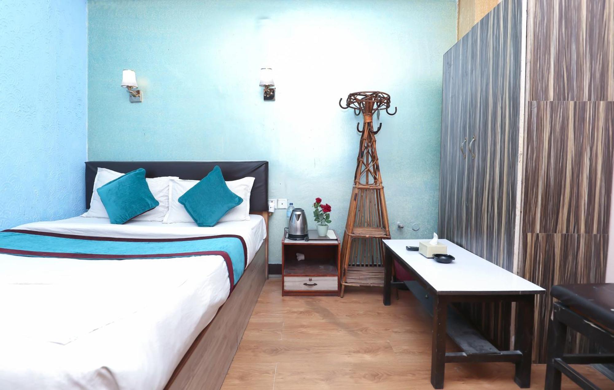 R Valley View And Family Restaurant Pvt Ltd Hotel Kathmandu