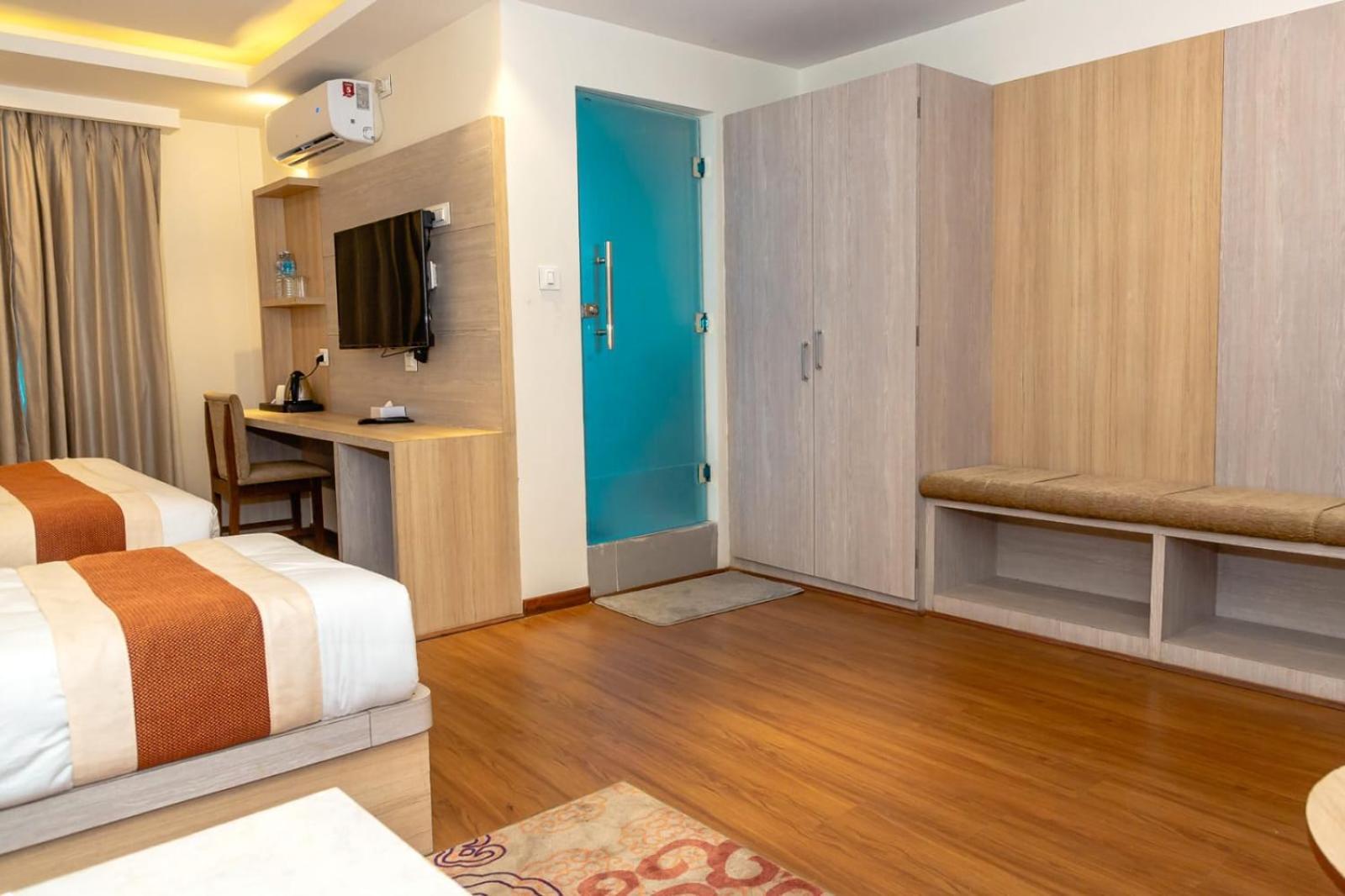 Hotel Badrinath 3*