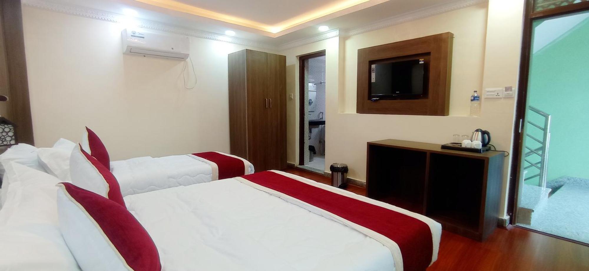 Aerolink Hotel 3*