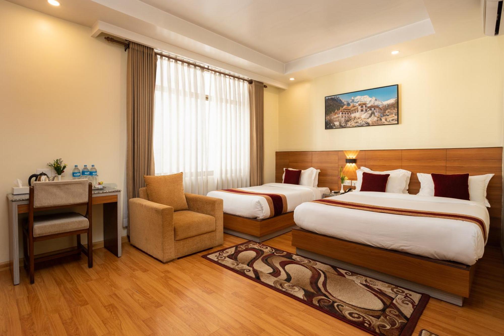 Hotel Magnificent 3*