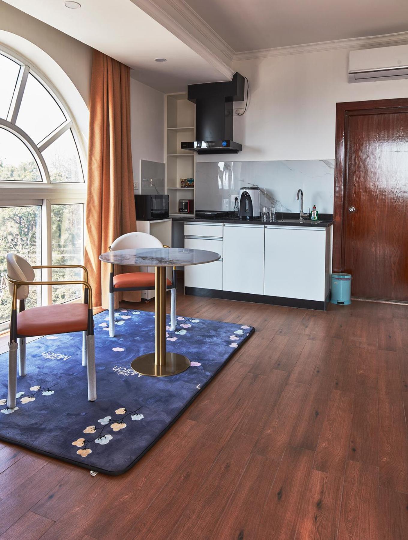 Luminous & Apartment *