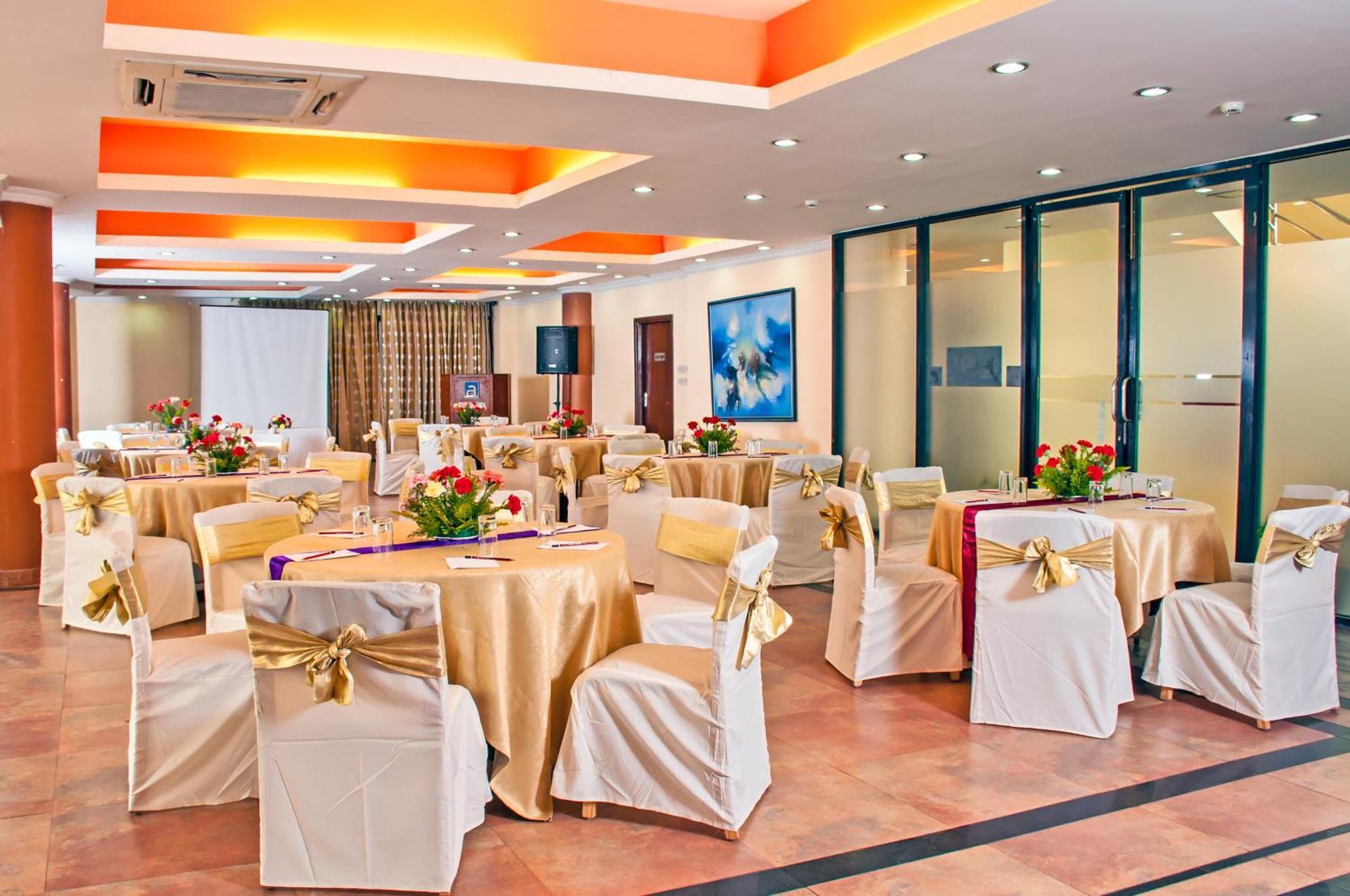 Airport 4* Kathmandu