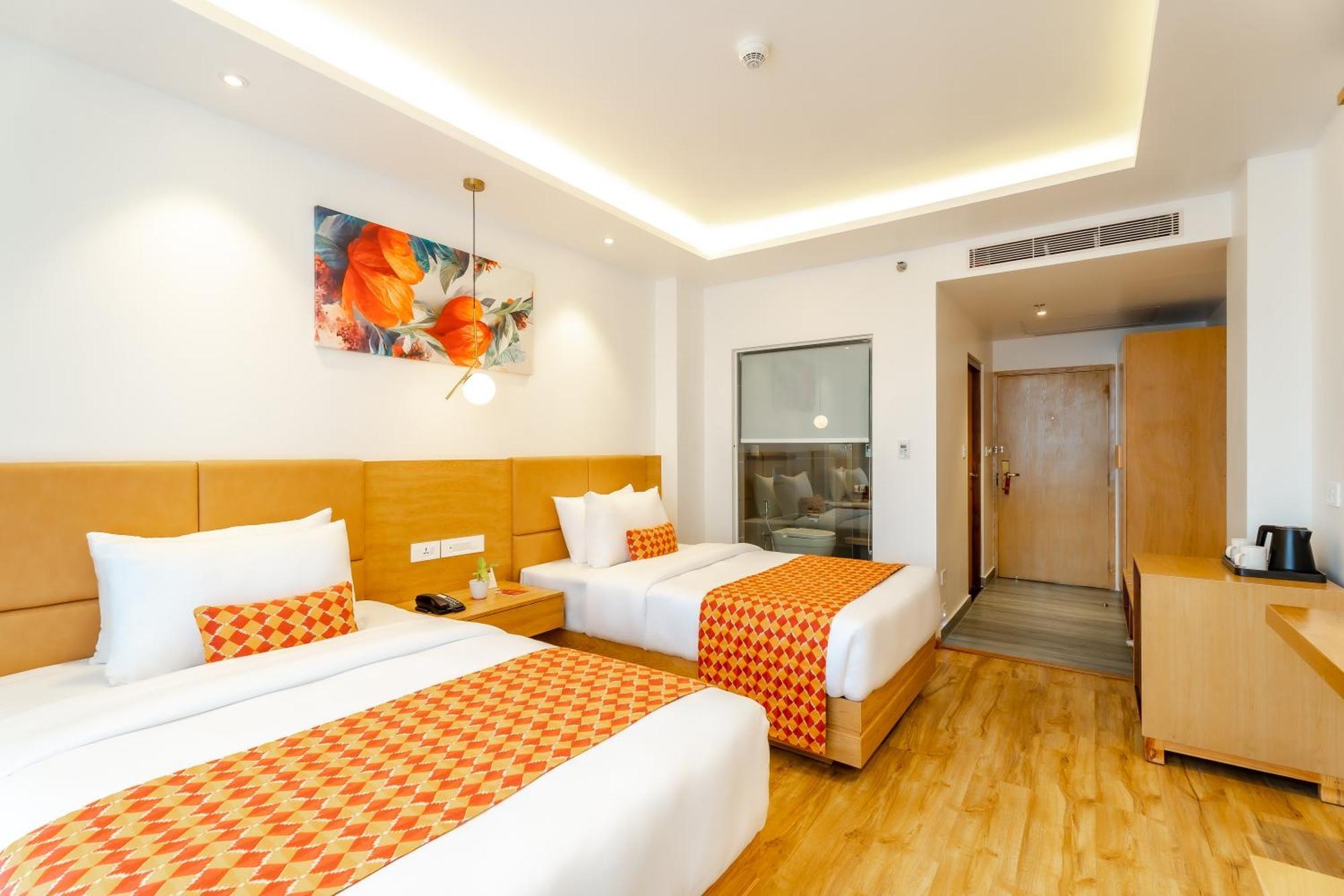 Anuttara, Boudha Hotel