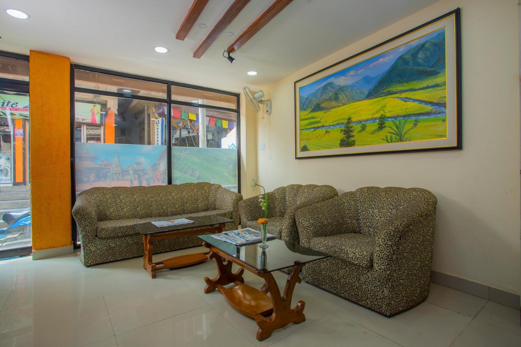 Oyo 297 Aayam Hotel