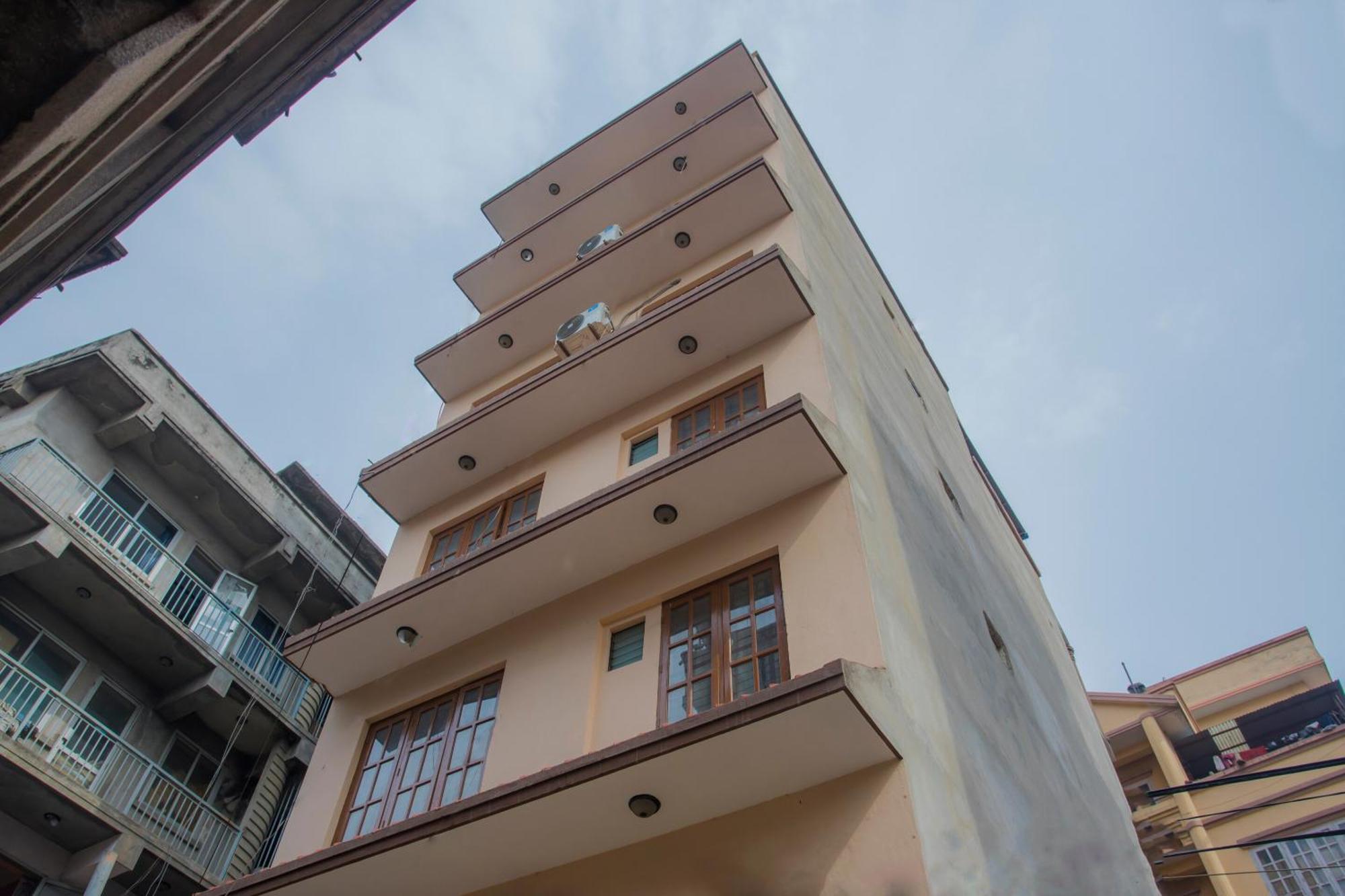 Oyo 297 Aayam Hotel 2*