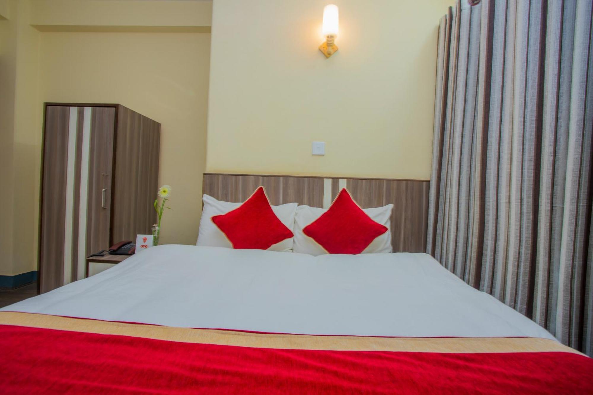 Hotel Oyo 297 Aayam 2*