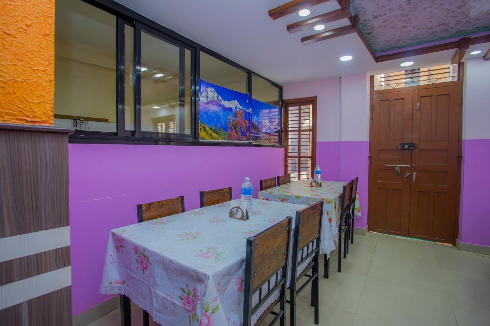 Oyo 297 Aayam Hotel