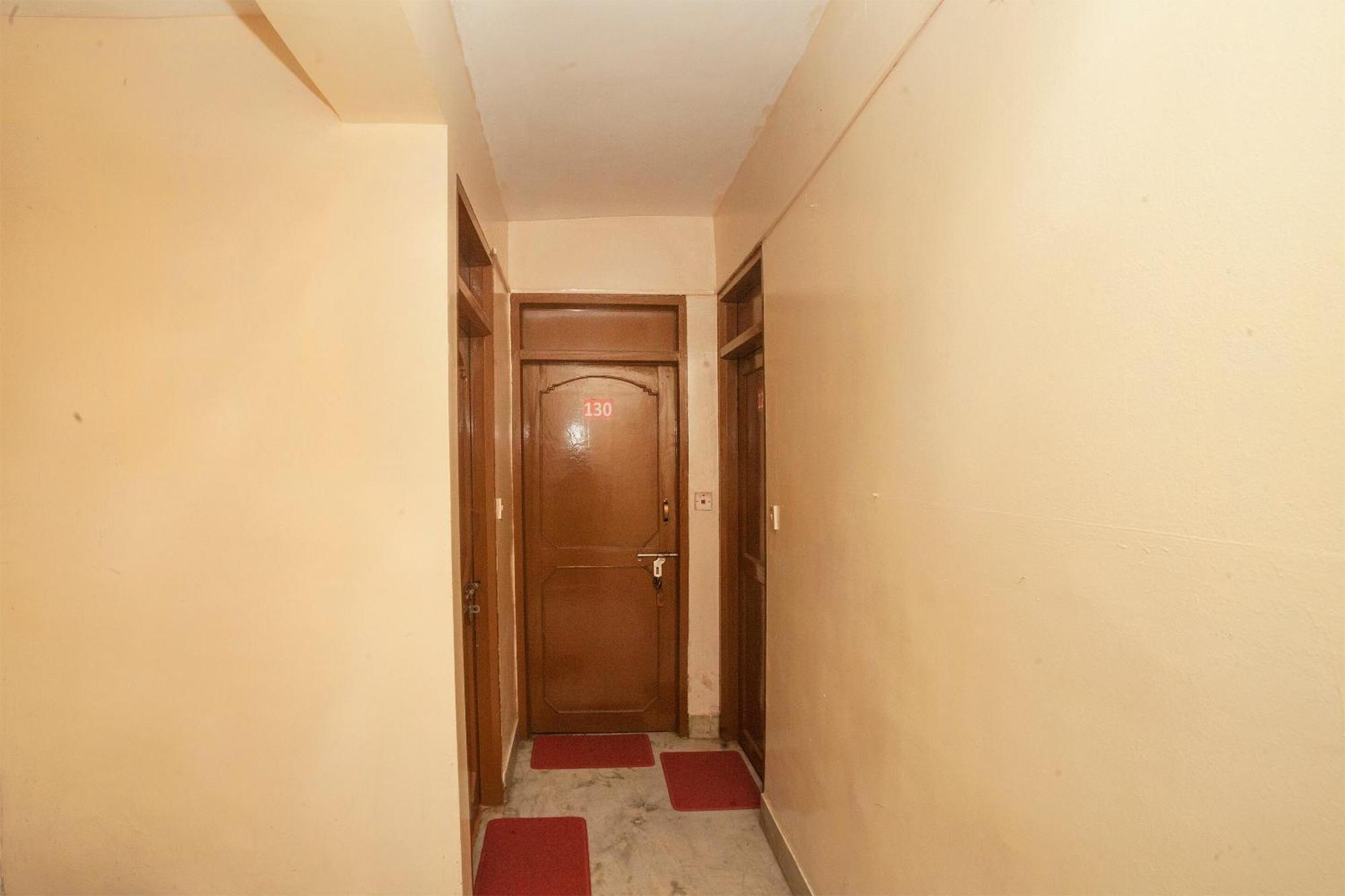 Oyo 809 Shree Guru Annex 2 Hotel