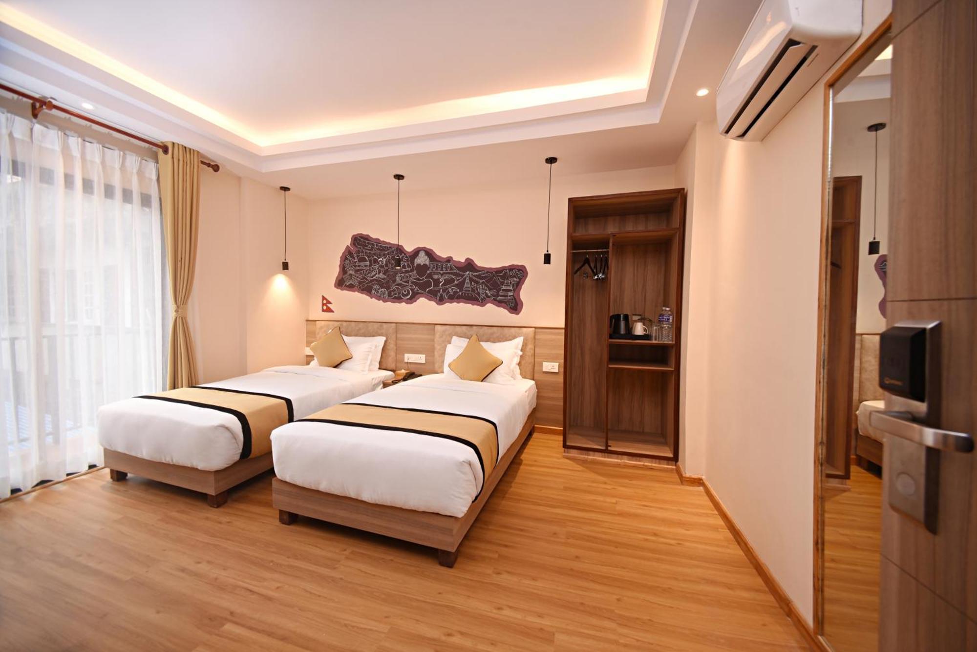 Temple Hotel 3*
