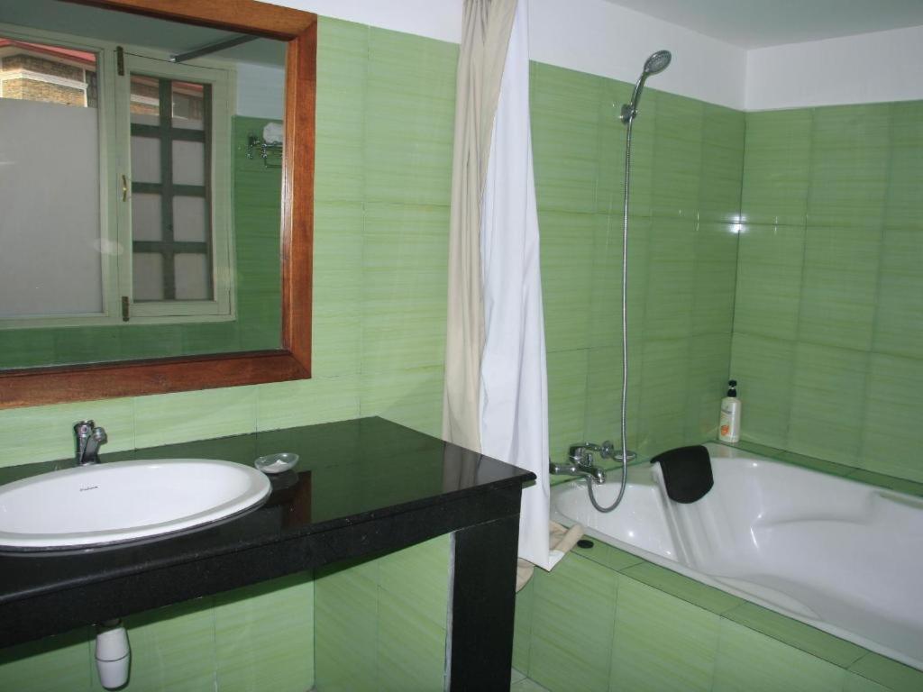 Resort Pataleban Vineyard Kathmandu
