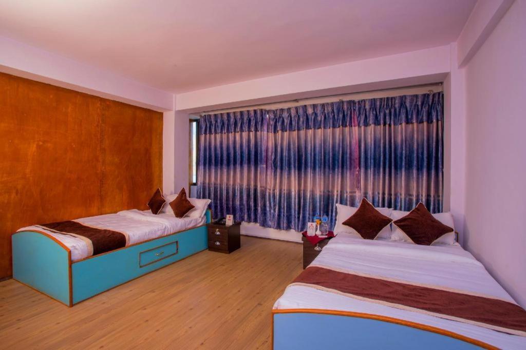 Oyo 242 Satyam Hotel