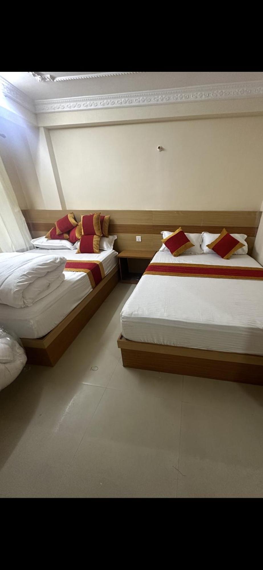 Saujanya Deluxe Parbat