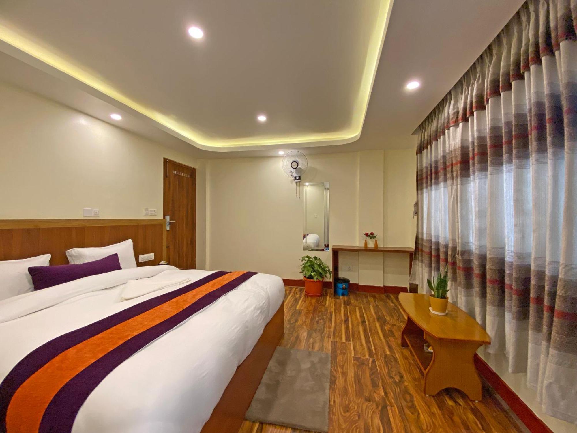 Hotel Himalayan Bts