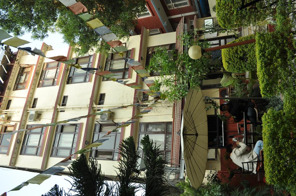 Florid Nepal Catmandu