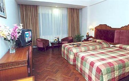 Ganjong Hotel 2*
