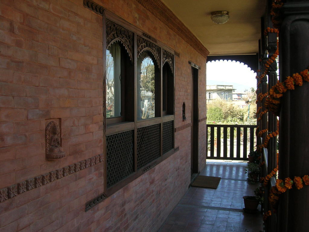 Rumah tetamu Summerhill House 2*
