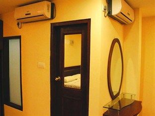 Yellow Pagoda 4*