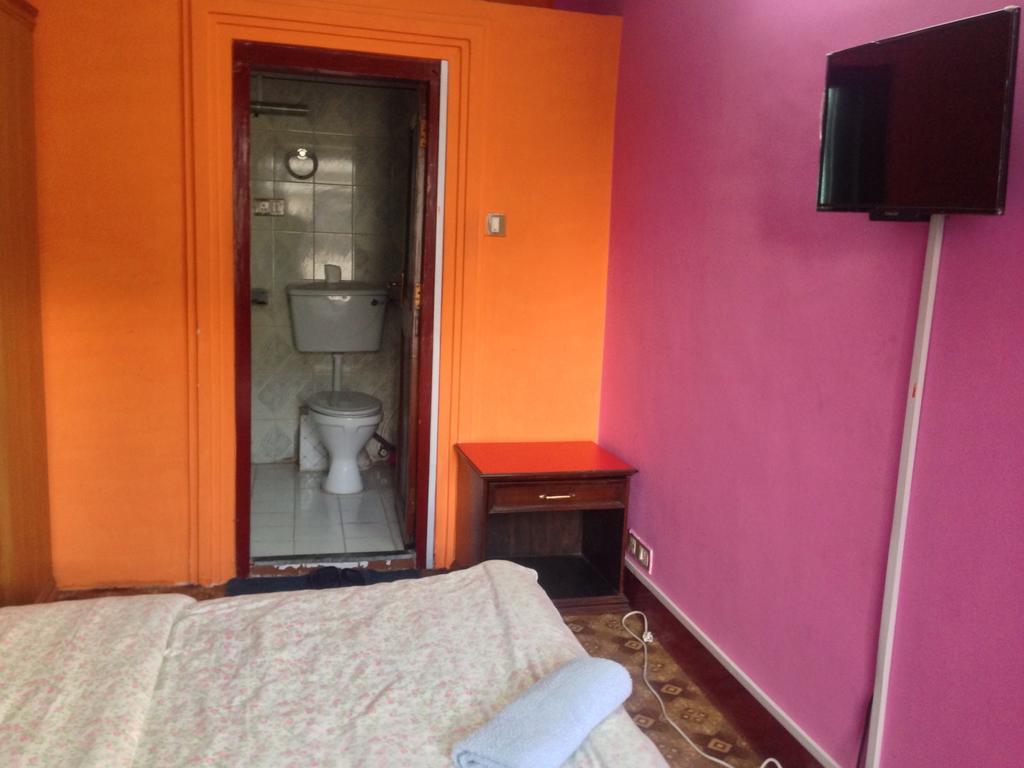 Pema Guest house *