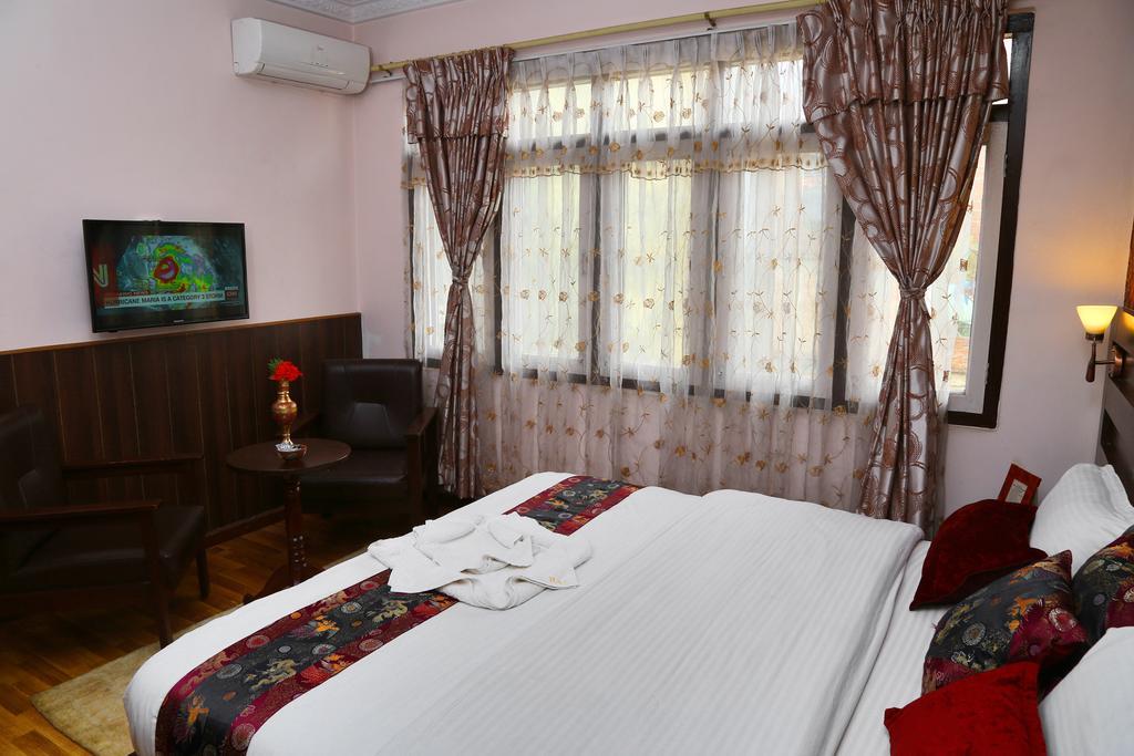 Hotel Bliss International 3*