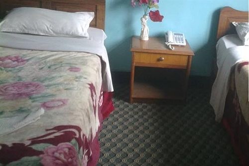 Lai Lai Hotel *