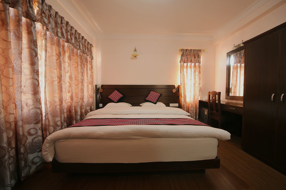 Hotel Bliss International 3*