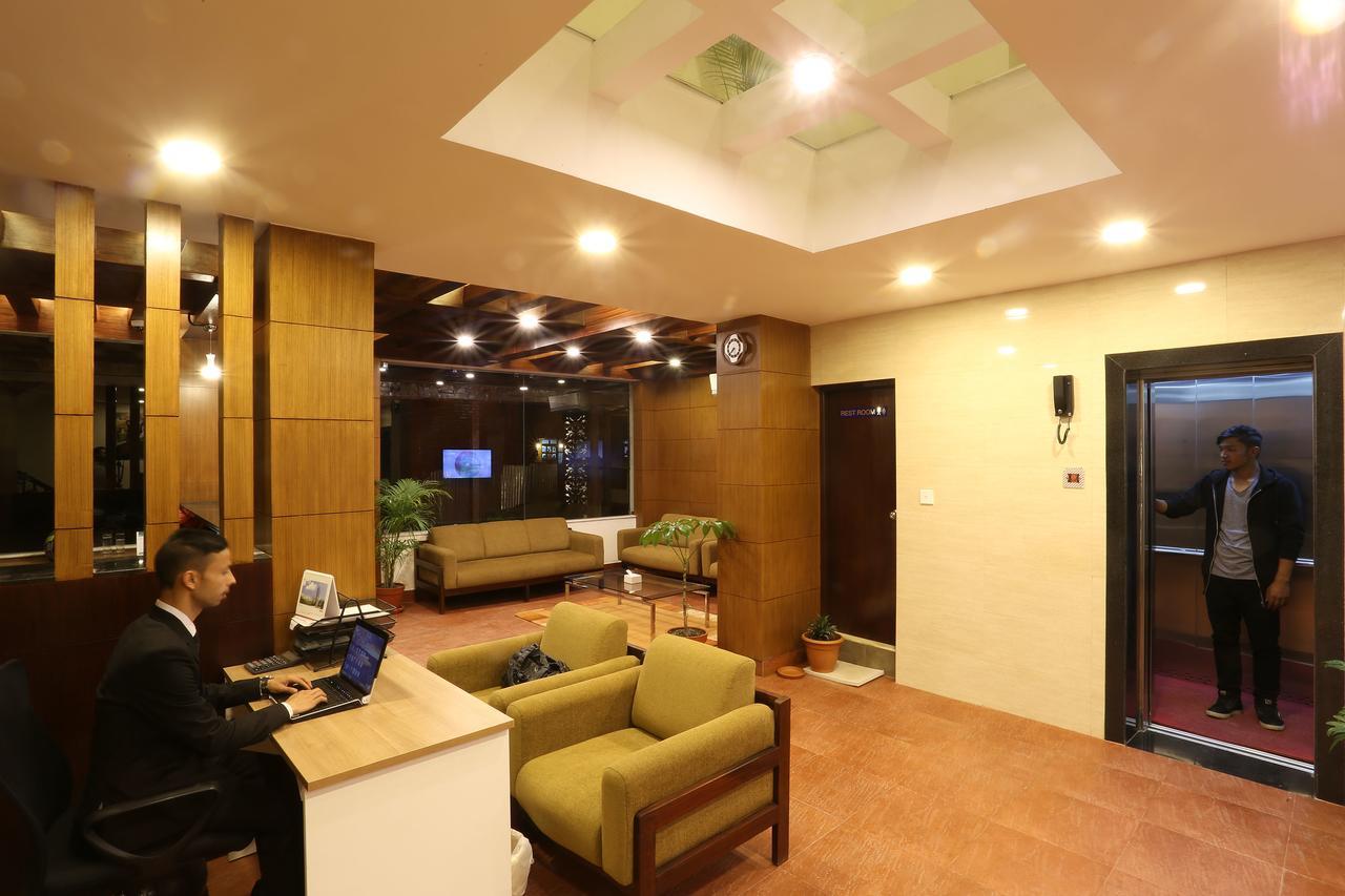 Hotel Jay Suites Hotel 3*