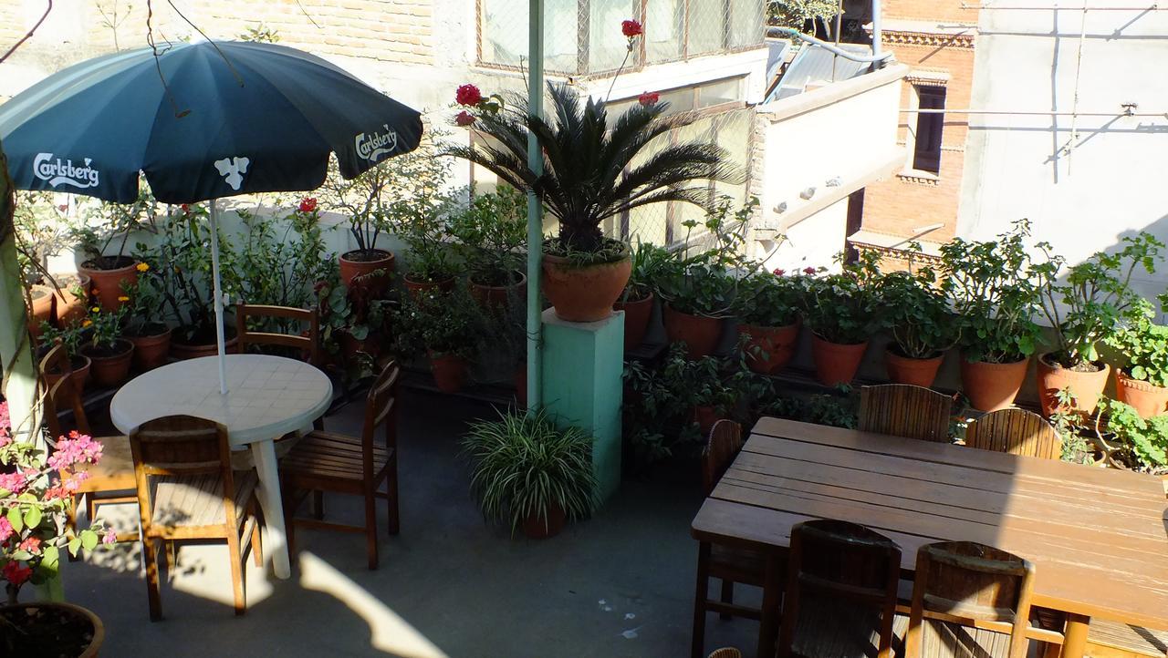 Dolphin Hotel