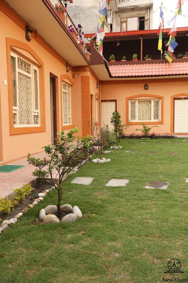 Aarya Chaitya Hotel 2*