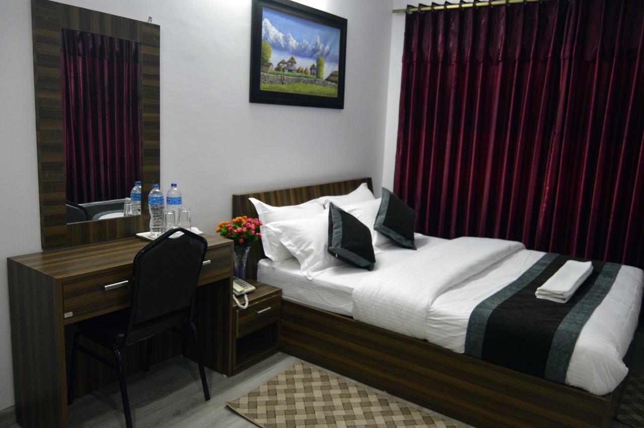 Nana Homes Hotel 2*