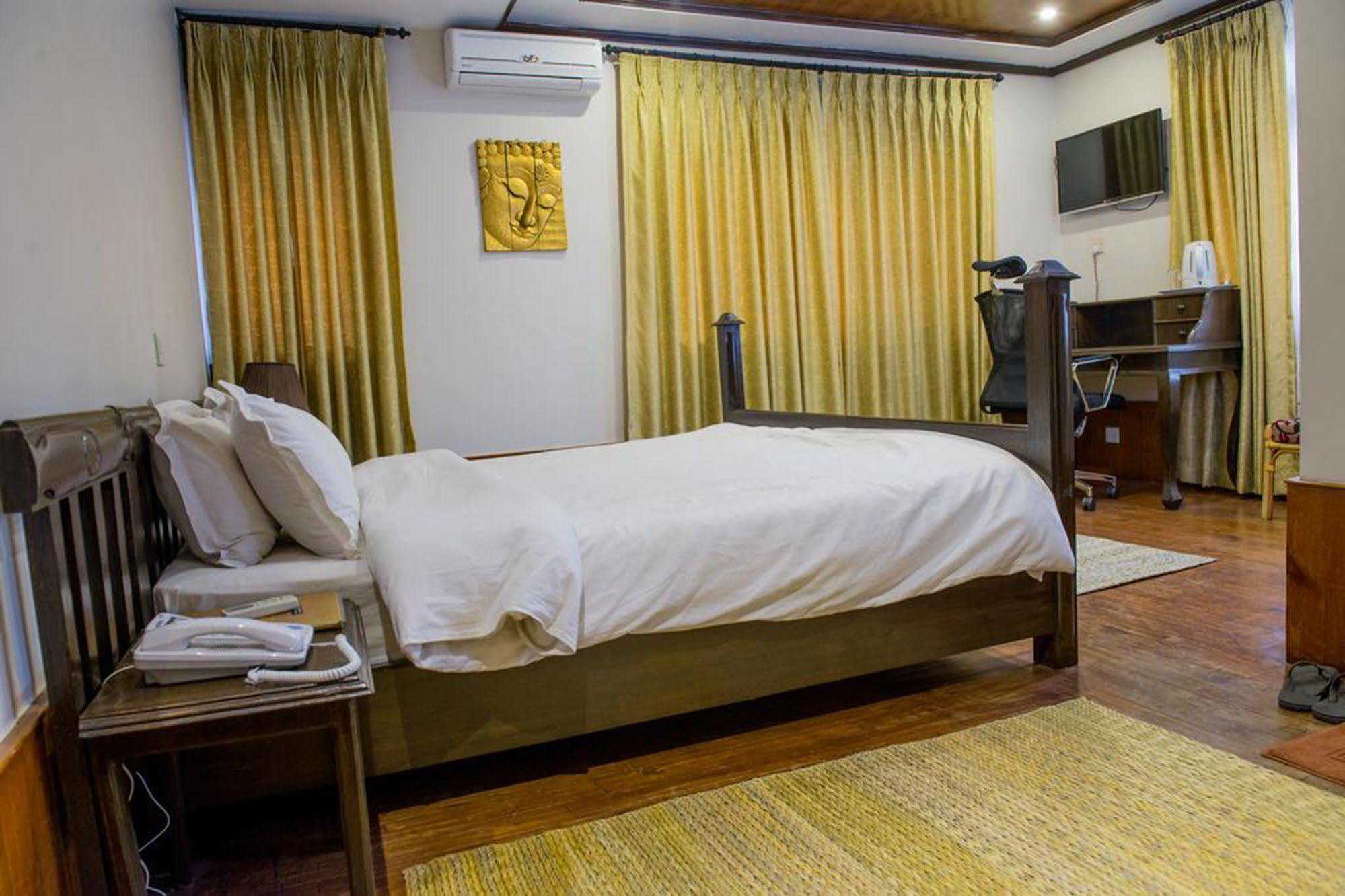 Hotel Ganesh Himal 3*