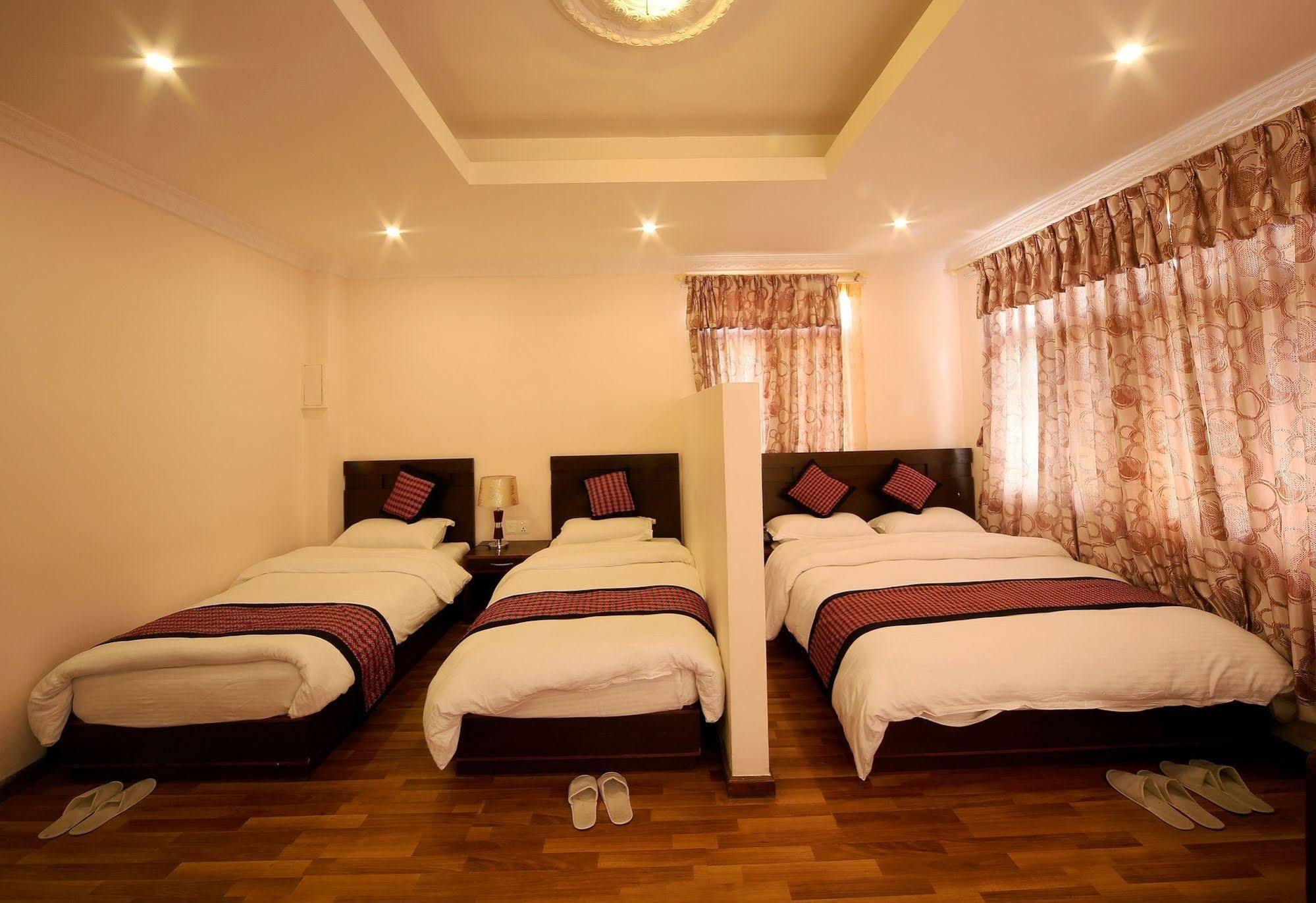Bliss International Hotel 3*