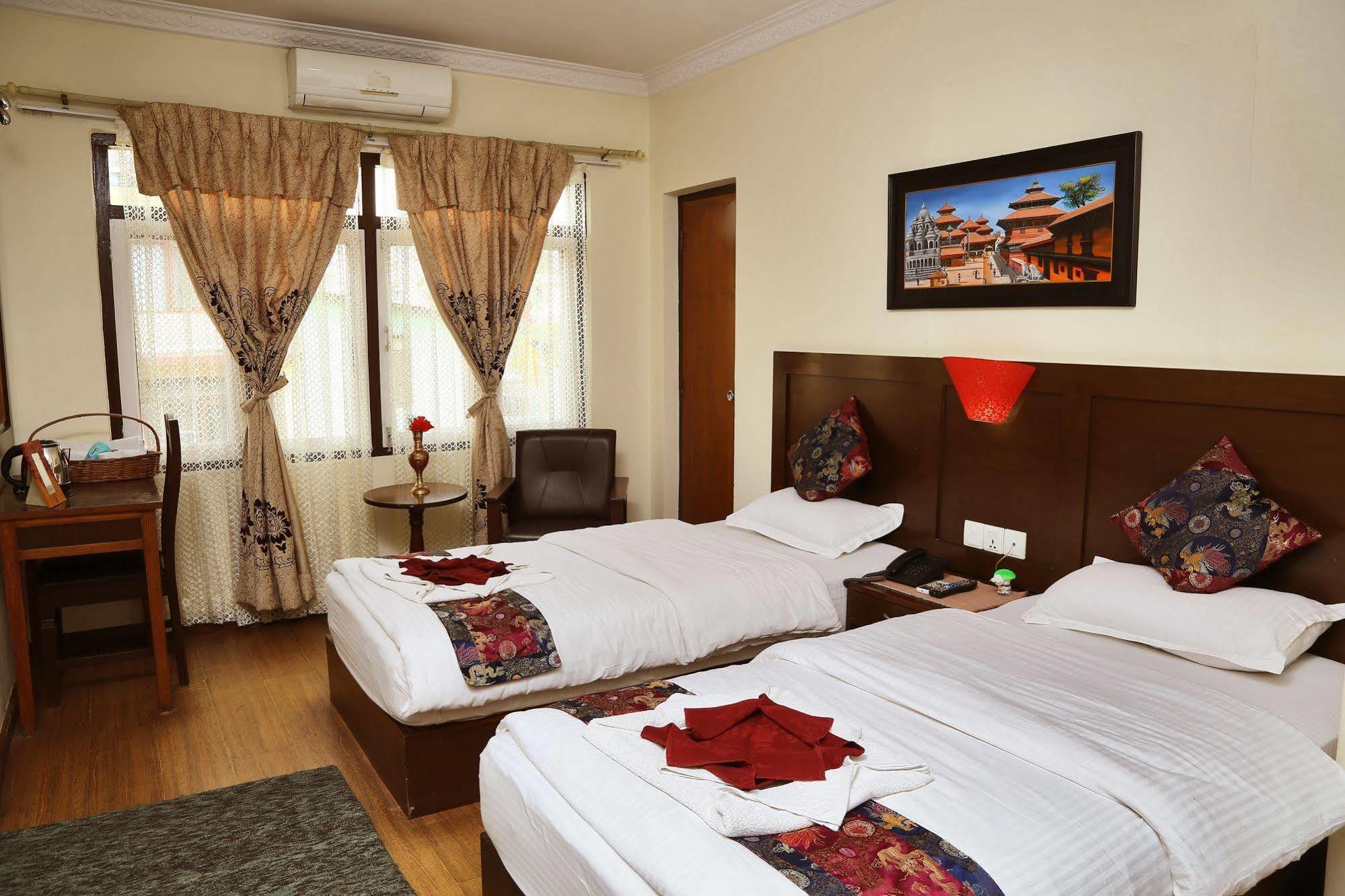 Hotel Bliss International 3*