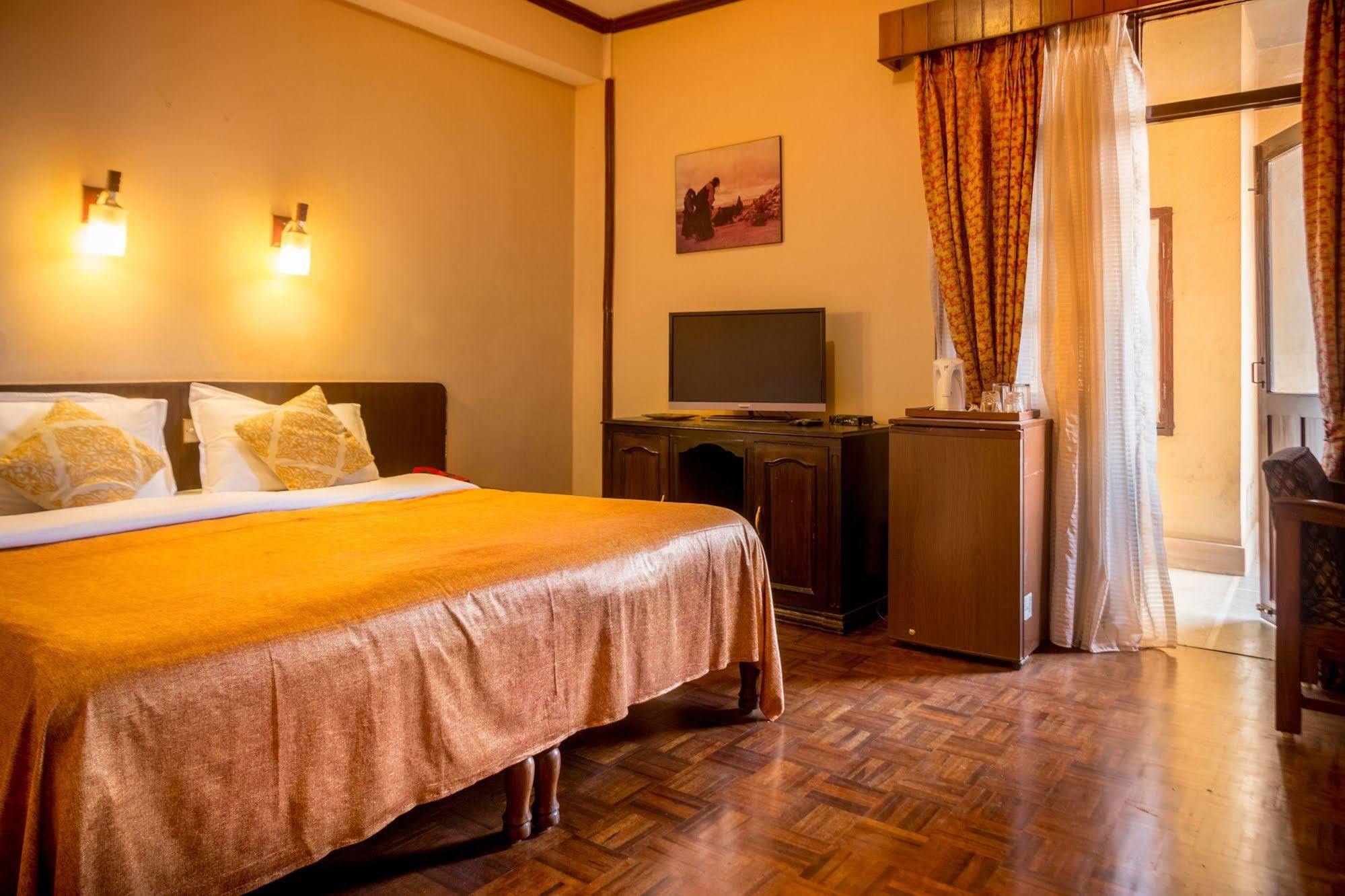 Excelsior 3* Kathmandu