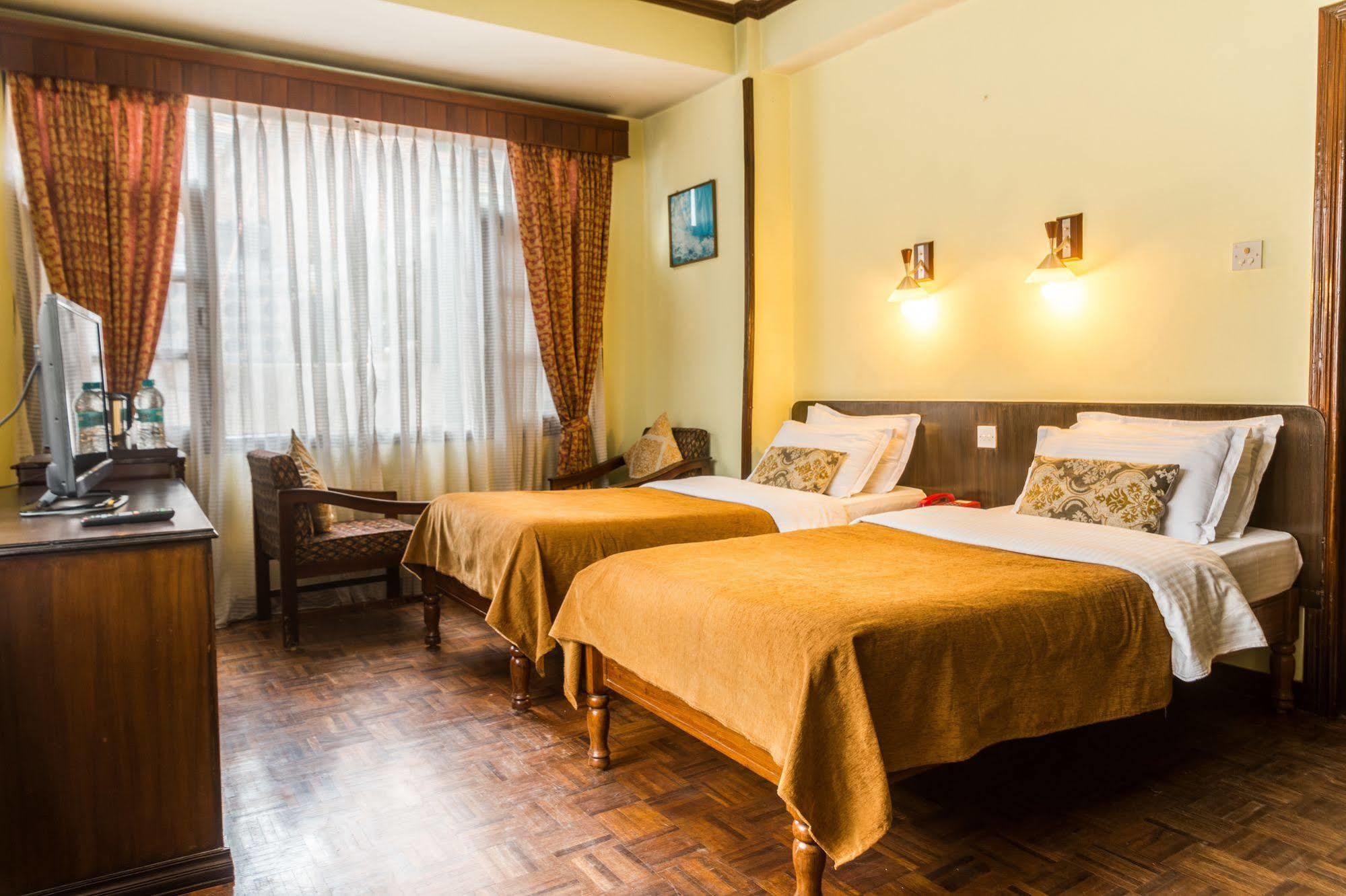 Excelsior Hotel