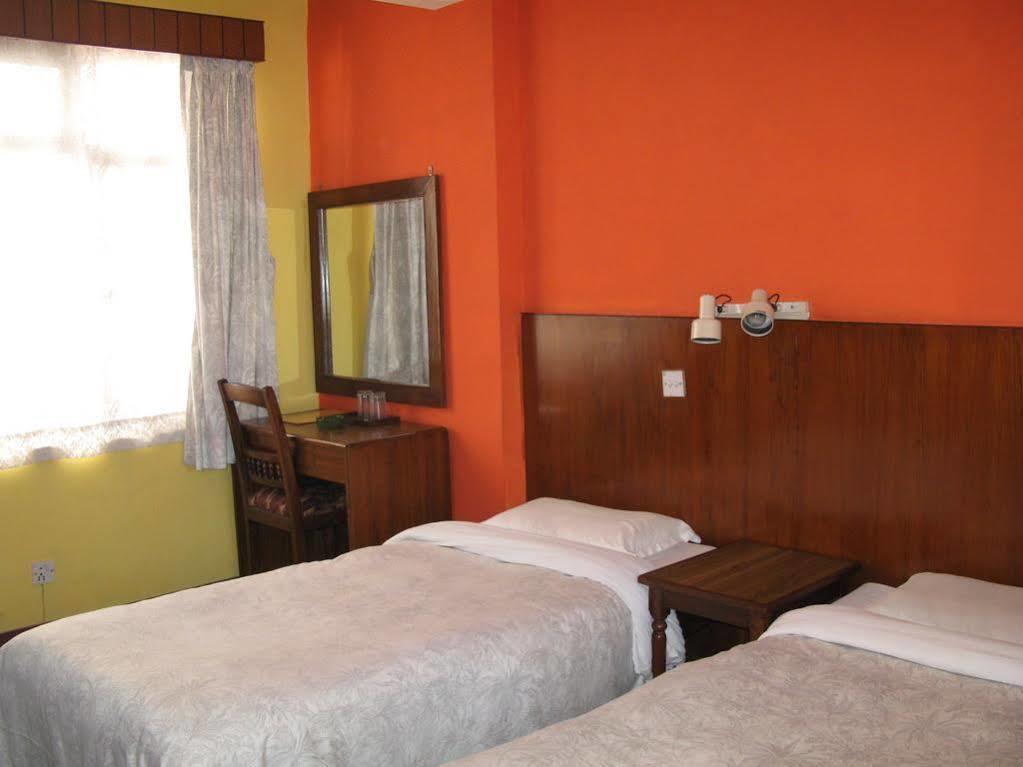 Hotel Excelsior 3*