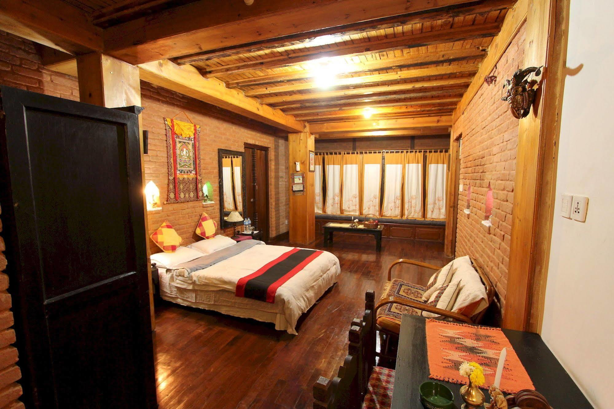 Hotel World Heritage And Kathmandu