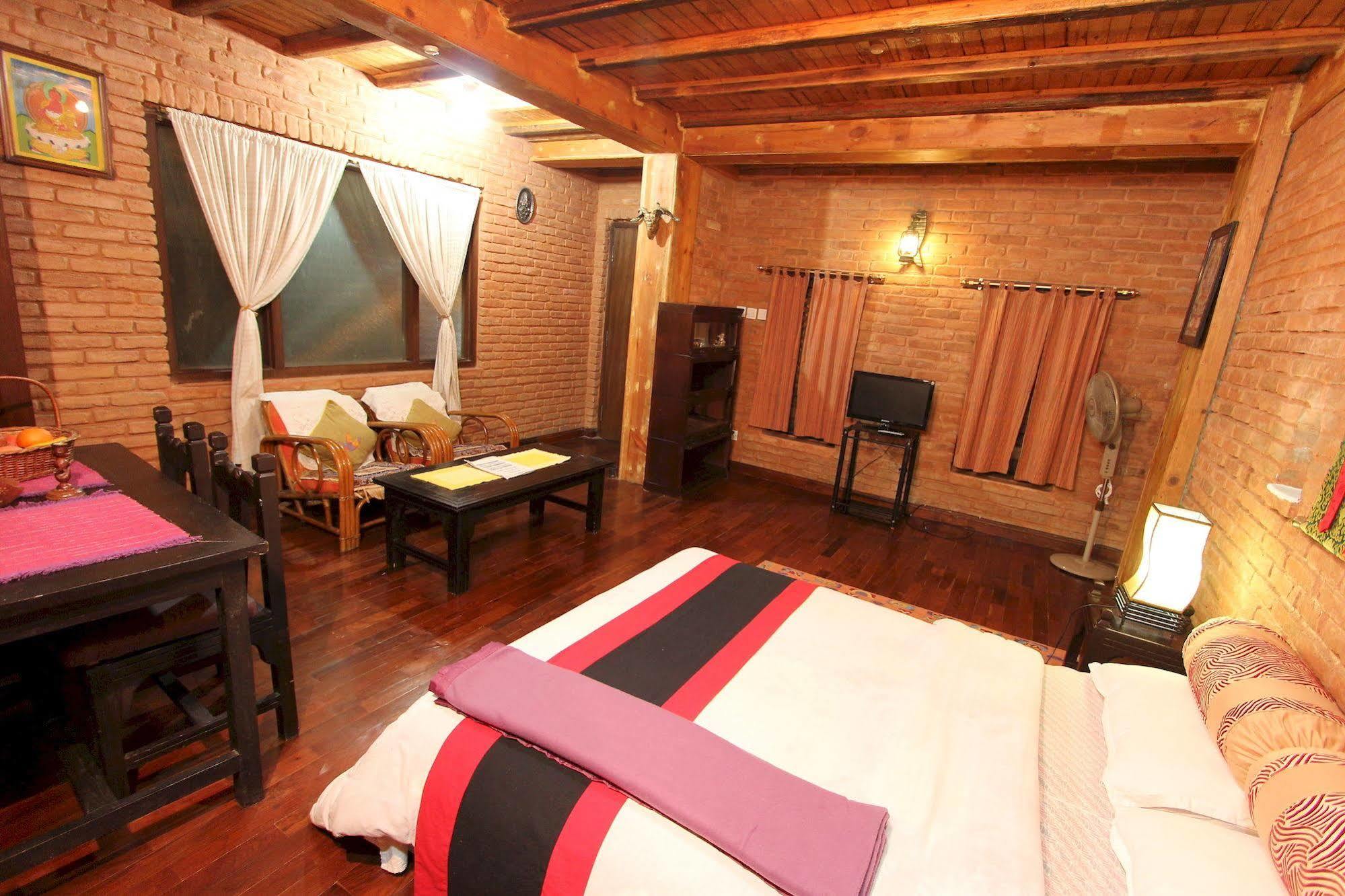 Hotel World Heritage And 3*