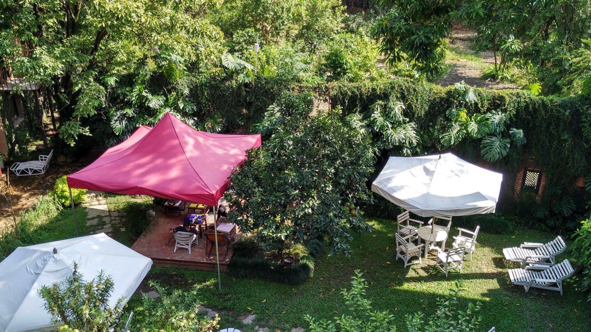 Vajra Hotel